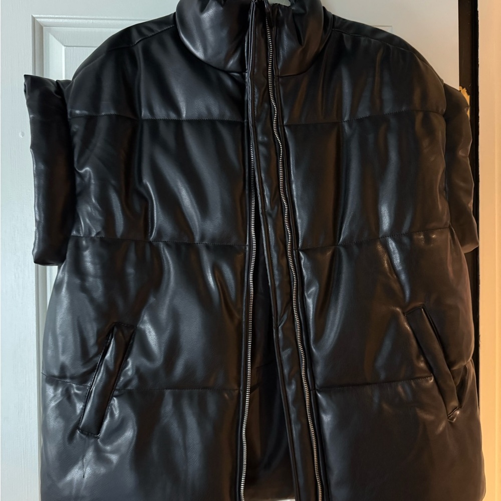 Fashion Nova Oversized Black Puffer Vest